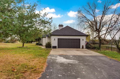 1710 Utah Ct, Nixa, MO 65714 photo 4