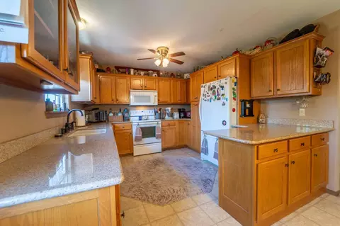 4330 W 2nd St, Battlefield, MO 65619 photo 9