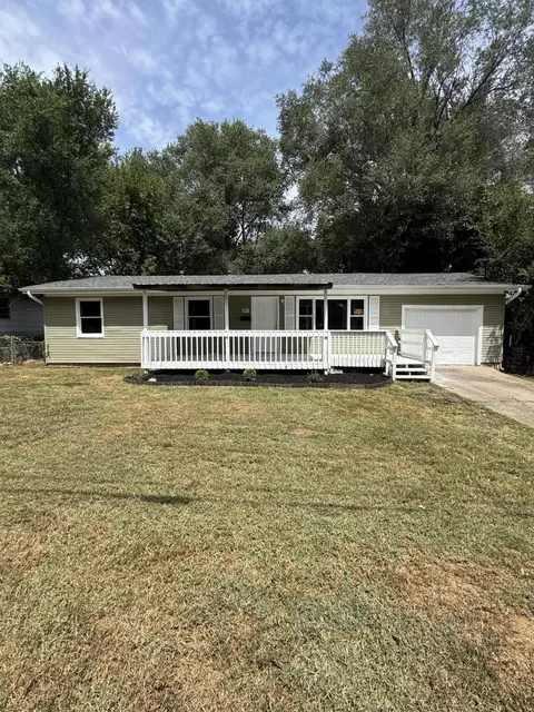 3211 W Walnut St, Springfield, MO 65802 photo 1