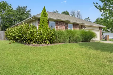 113 Emily Ln, Willard, MO 65781 photo 2