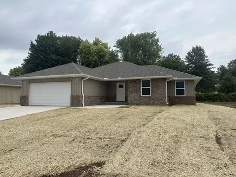 41 Whitley Ln, Monett, MO 65708