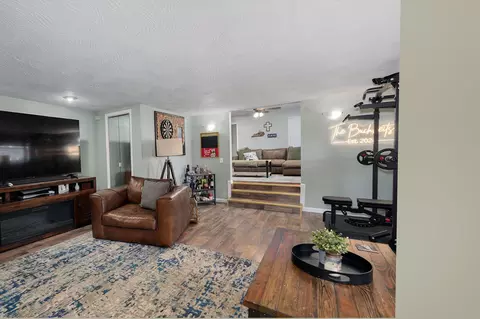 219 W Seminole St, Springfield, MO 65807 photo 14
