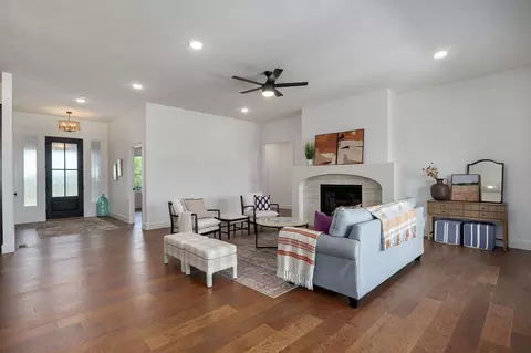 1756 N Marlowe Ave, Springfield, MO 65802 photo 8