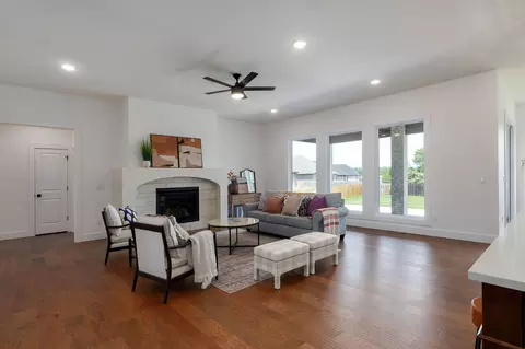 1756 N Marlowe Ave, Springfield, MO 65802 photo 7