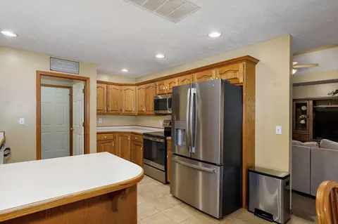 4809 N 9th St, Ozark, MO 65721 photo 10