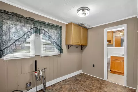 2307 N Robberson Ave, Springfield, MO 65803 photo 13
