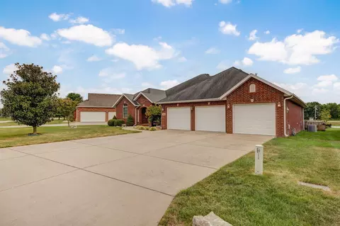 4566 E Kentbrook Dr, Springfield, MO 65802 photo 4