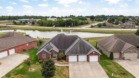 4566 E Kentbrook Dr, Springfield, MO 65802 photo 3