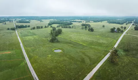 000 Farm Road 1200, Crane, MO 65633