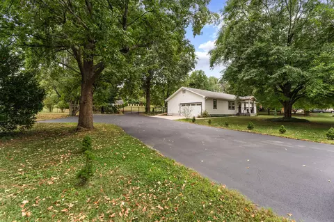 1610 E Carleton St, Springfield, MO 65804 photo 2