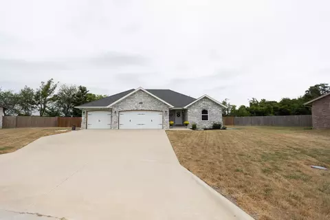 233 W Canterbury Ln, Willard, MO 65781 photo 5