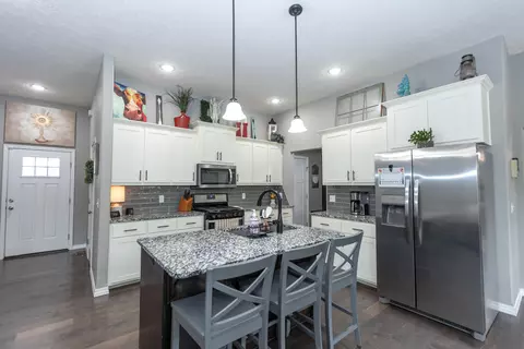 233 W Canterbury Ln, Willard, MO 65781 photo 14