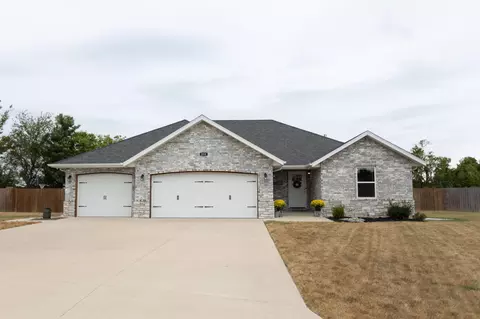 233 W Canterbury Ln, Willard, MO 65781 photo 4