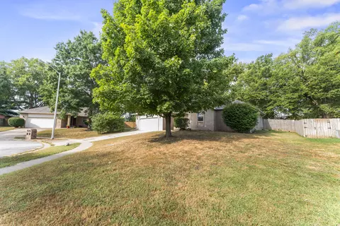 2503 N Clifton Ave, Springfield, MO 65803 photo 4