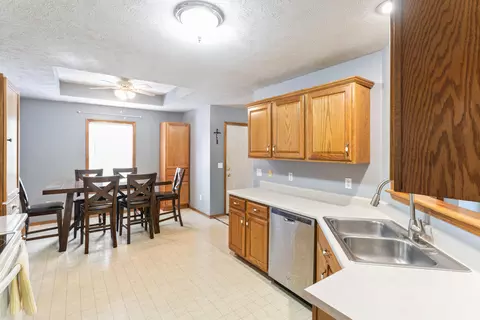 2503 N Clifton Ave, Springfield, MO 65803 photo 16