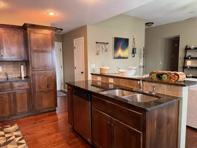 Kitchen - 692 N Galileo Dr, Nixa, MO 65714 photo 3 of 5