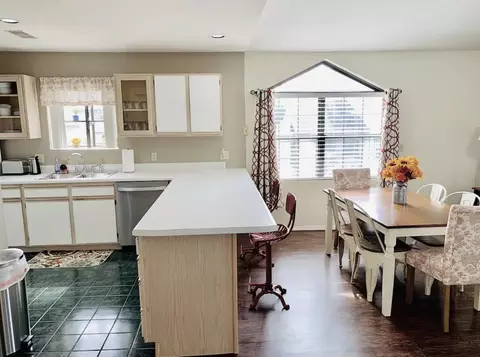 Kitchen - 2700 Green Mountain Dr #3, Branson, MO 65616 photo 8 of 11