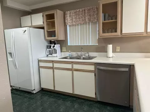 Kitchen - 2700 Green Mountain Dr #3, Branson, MO 65616 photo 2 of 11