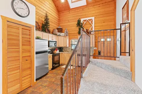 Kitchen - 237 Oakridge Rd #2, Branson, MO 65616 photo 2 of 3