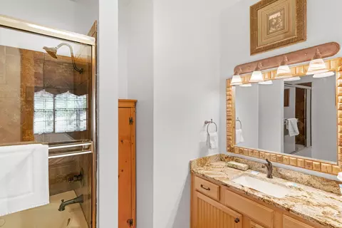 Bath - 237 Oakridge Rd #2, Branson, MO 65616 photo 1 of 5