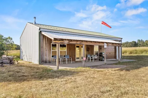 Exterior - 13760 Junction Rd, Eldridge, MO 65463 photo 1 of 14