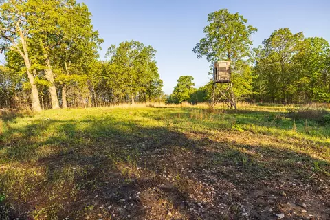 Exterior - 13760 Junction Rd, Eldridge, MO 65463 photo 7 of 14