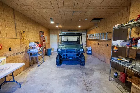 Exterior - 13760 Junction Rd, Eldridge, MO 65463 photo 3 of 14
