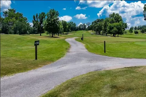 Exterior - 545 Valley View Rd #101, Branson, MO 65616 photo 2 of 8