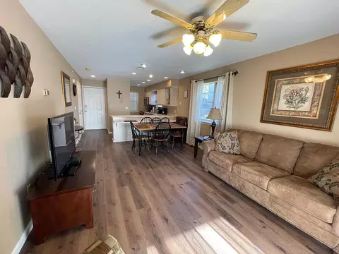 Living - 545 Valley View Rd #101, Branson, MO 65616 photo 1 of 2