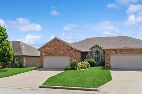 2400 W Deerbrooke Trl, Ozark, MO 65721 photo 2