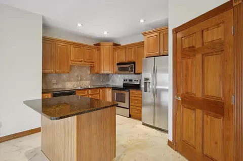 2400 W Deerbrooke Trl, Ozark, MO 65721 photo 8