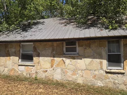302 S Ritter St, Ava, MO 65608 photo 1