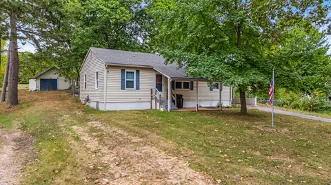 623 Sesson St, West Plains, MO 65775