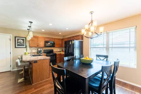 5590 W Sunflower Dr, Springfield, MO 65802 photo 11