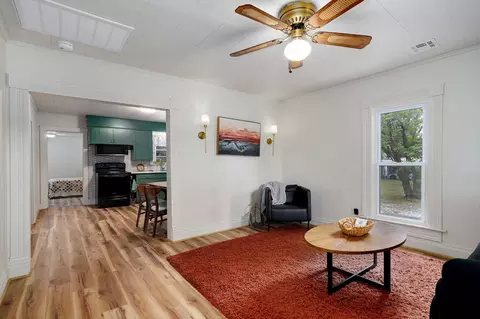 207 W Broad St, Republic, MO 65738 photo 4