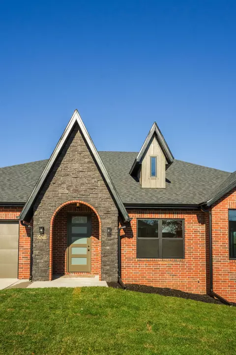 1607 E Silo Ridge Dr, Ozark, MO 65721 photo 4