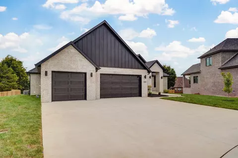 5084 E Ferdinand Ct, Springfield, MO 65802 photo 2
