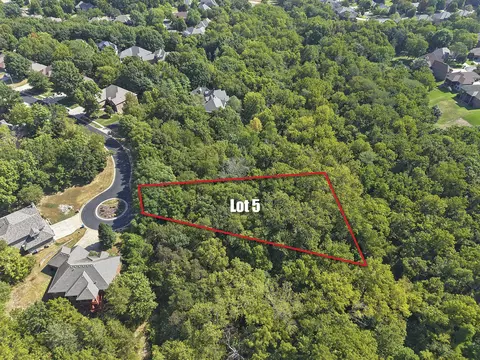 5216 S Nettleton Ave, Springfield, MO 65810
