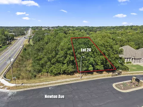 5381 S Newton Ave, Springfield, MO 65810 photo 2