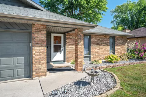 3139 W Village Ln, Springfield, MO 65807 photo 3