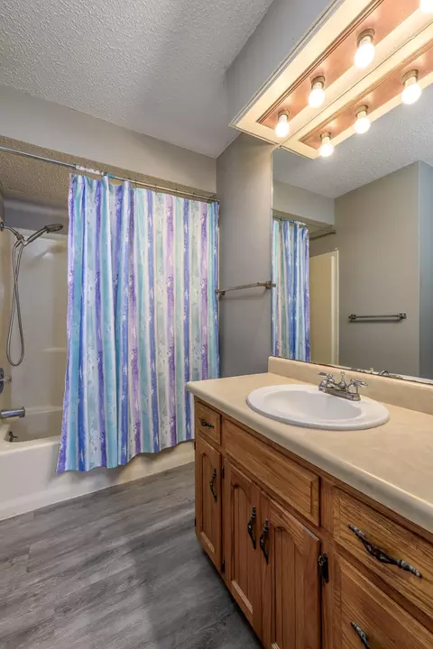 3139 W Village Ln, Springfield, MO 65807 photo 16