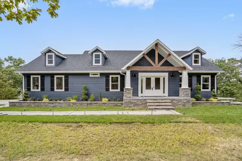158 Wildflower Rd, Kimberling City, MO 65686