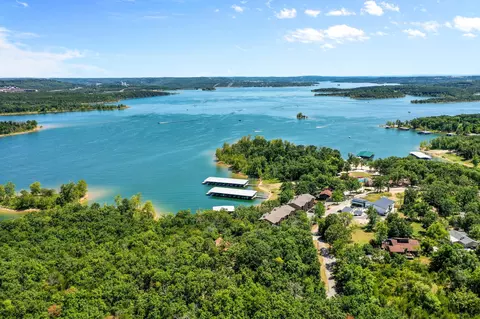 View/Area - 429 Chinquapin Cir #608, Branson, MO 65616 photo 6 of 8