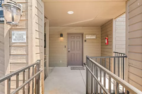 Exterior - 429 Chinquapin Cir #608, Branson, MO 65616 photo 1 of 4