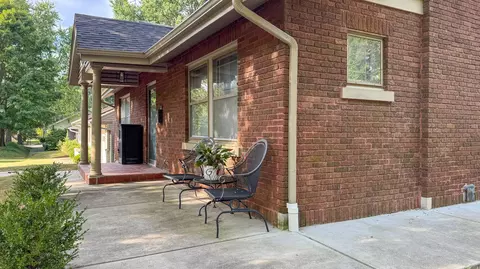 713 S Kickapoo Ave, Springfield, MO 65804 photo 2