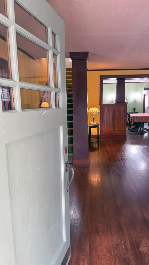 713 S Kickapoo Ave, Springfield, MO 65804 photo 3