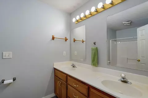 4060 W Ridgeview St, Battlefield, MO 65619 photo 14
