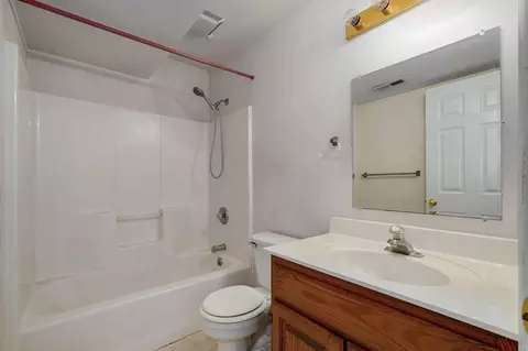 4060 W Ridgeview St, Battlefield, MO 65619 photo 25