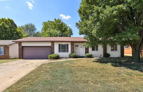 2943 S Dayton Ave, Springfield, MO 65807