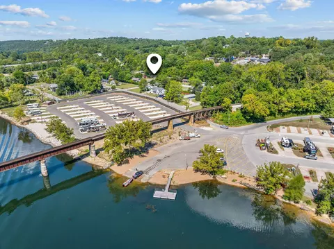 405 Christopher Dr, Branson, MO 65616 photo 2